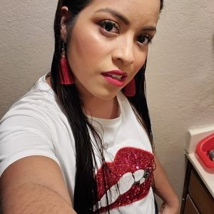 Meet your Posher, Iris